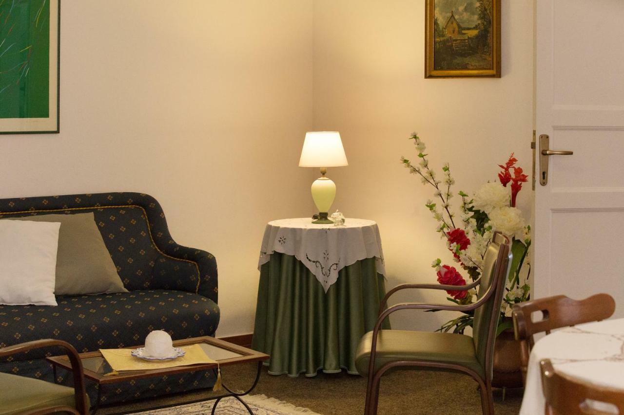 Bella Vista Bed & Breakfast 3*