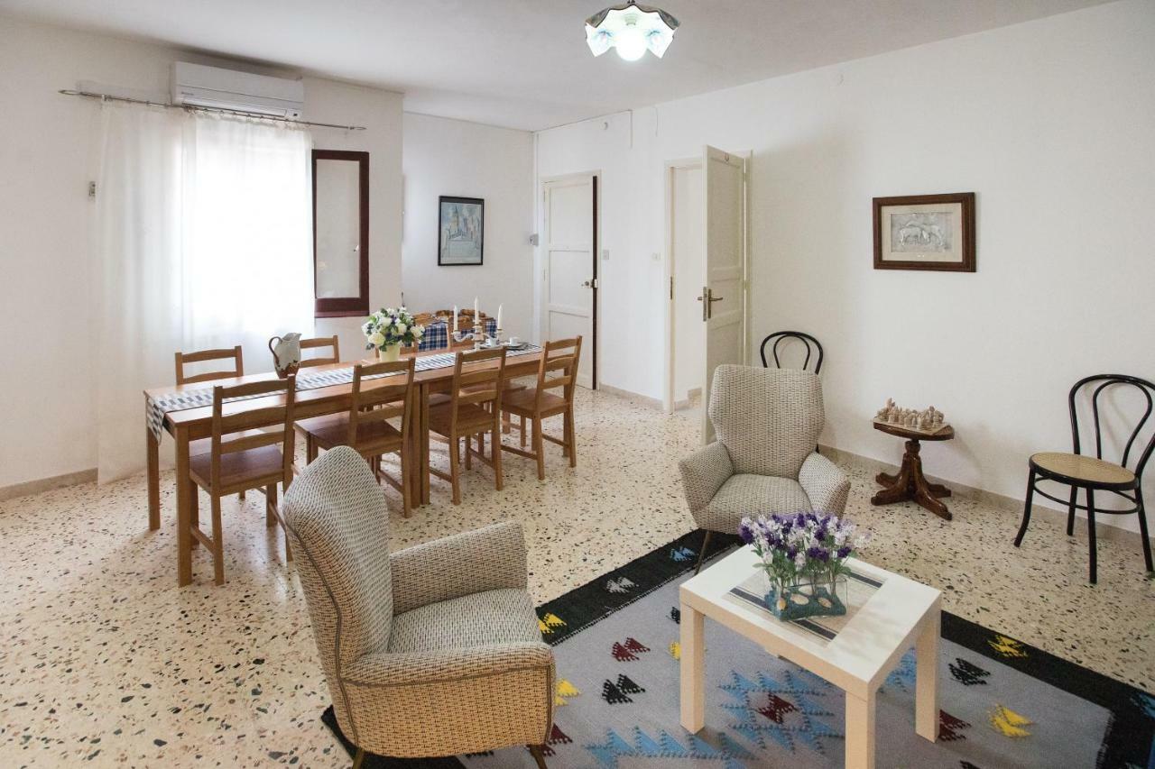 Bed and breakfast Bella Vista 3*